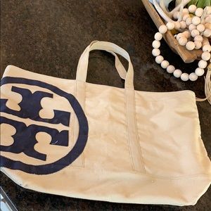 Extra large Tory Burch tote